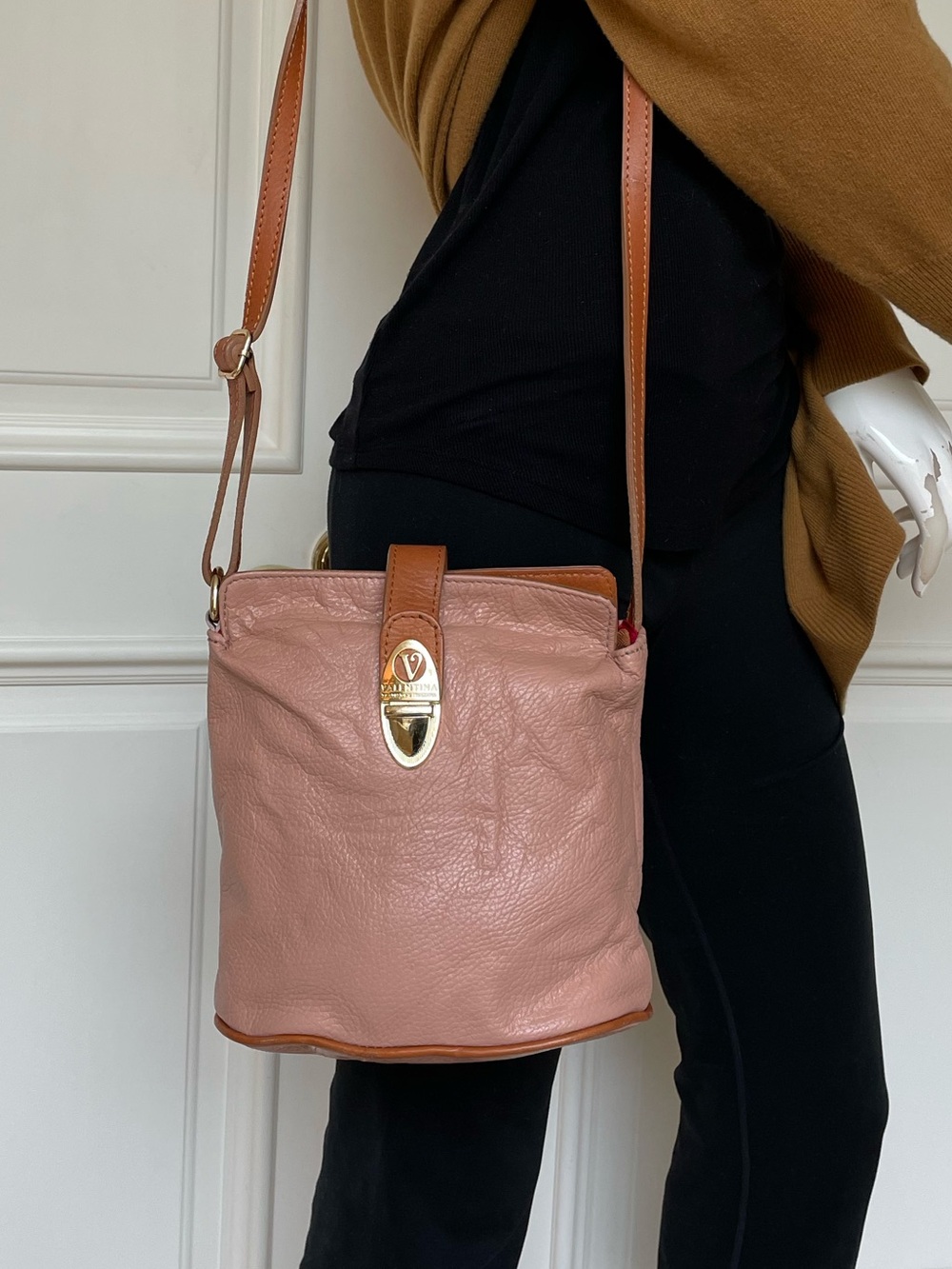Valentina Tradizione Italiana Blush Pink Crossbody Bag Gold Hardware Italian